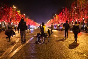 Avenue des Champs-Elysées, Paris - 22 décembre